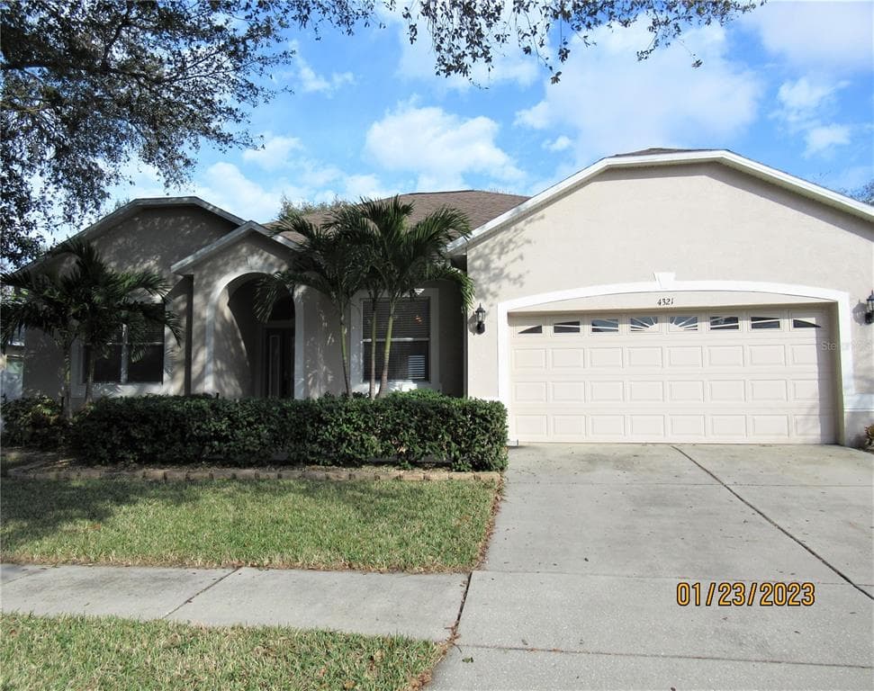 4321 BALINGTON DRIVE VALRICO, FL 33596