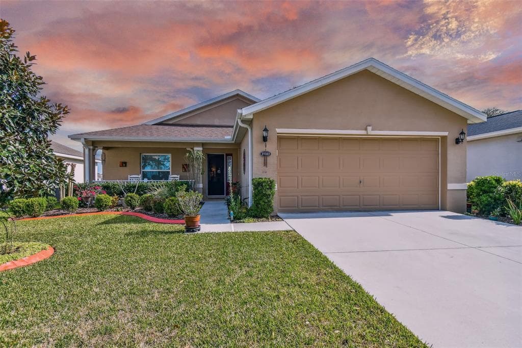 27323 ROANOKE DRIVE LEESBURG, FL 34748