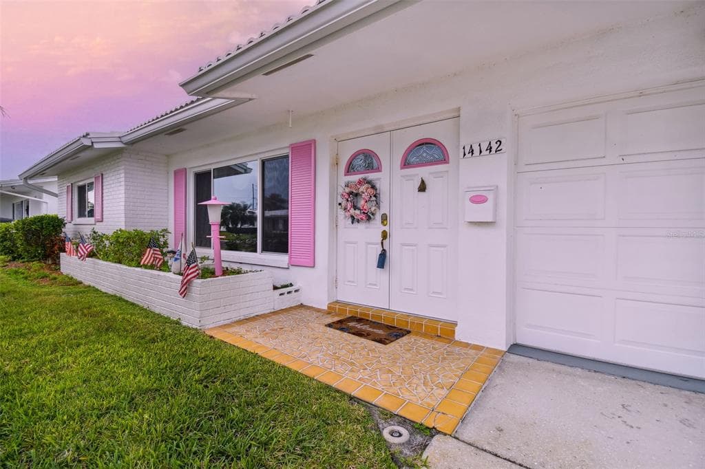 14142 90TH AVENUE SEMINOLE, FL 33776