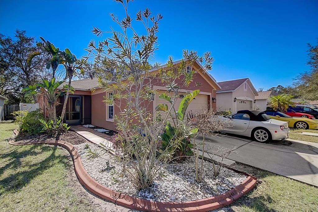 8503 QUARTER HORSE DRIVE RIVERVIEW, FL 33578