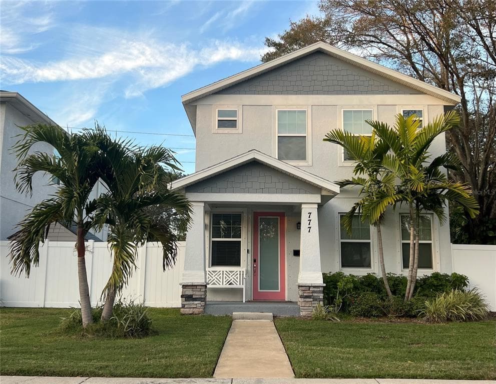 777 52ND AVENUE N ST PETERSBURG, FL 33703