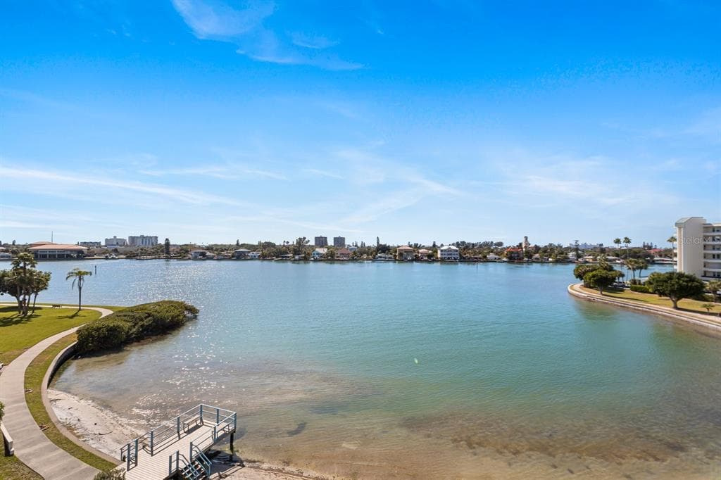 7902 SAILBOAT KEY BOULEVARD S UNIT 401 SOUTH PASADENA, FL 33707