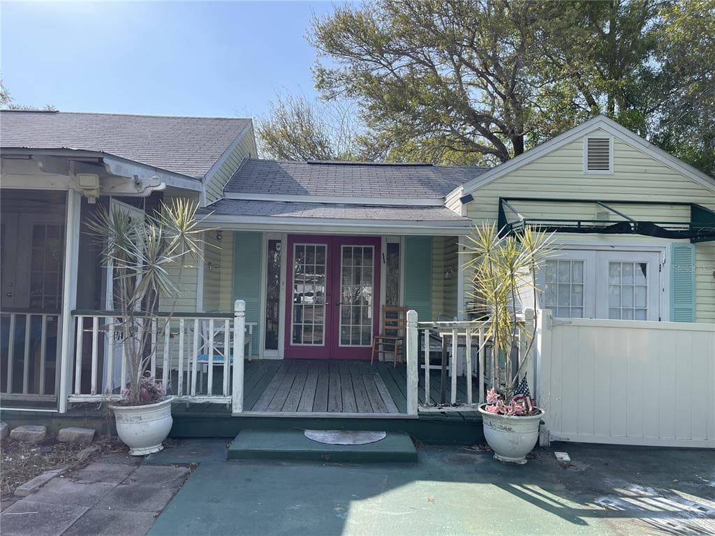 52 CITRUS AVENUE DUNEDIN, FL 34698