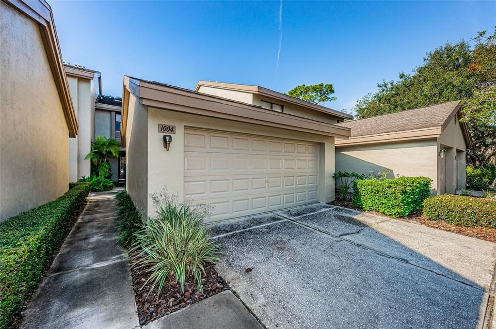 3050 LANDMARK BOULEVARD UNIT 1004 PALM HARBOR, FL 34684