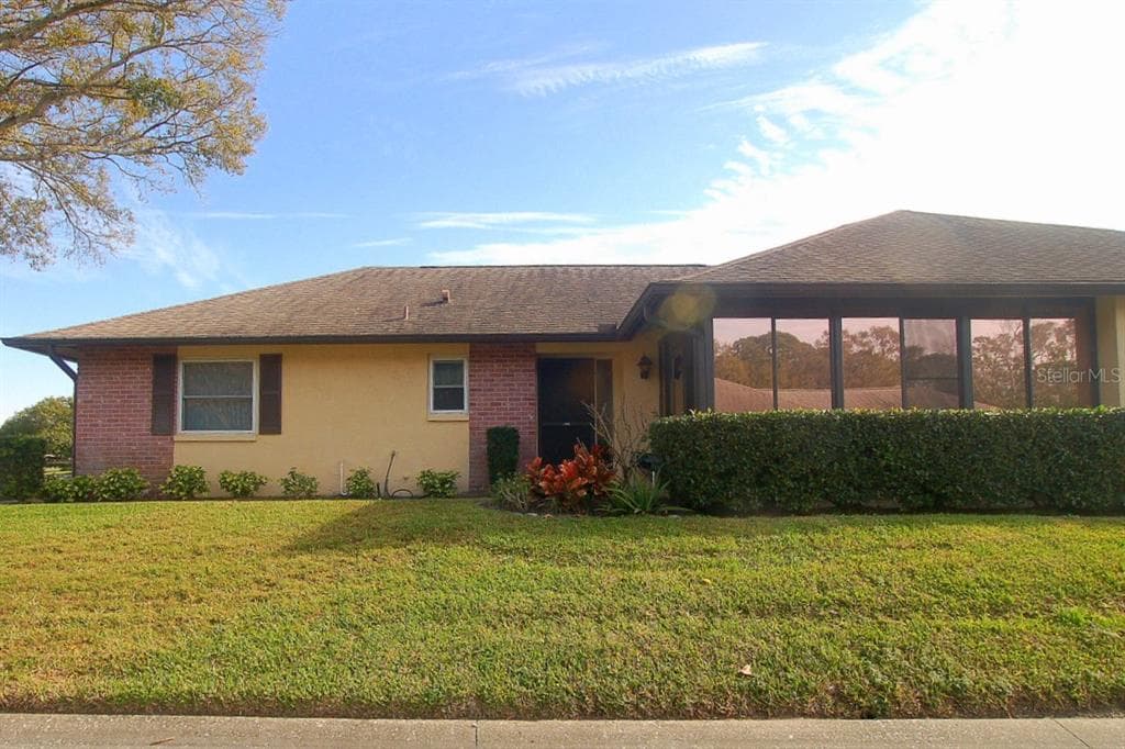 1295 STONEHAVEN LANE