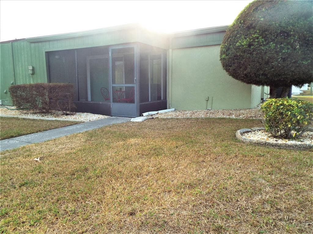 1598 COUNCIL DRIVE SUN CITY CENTER, FL 33573