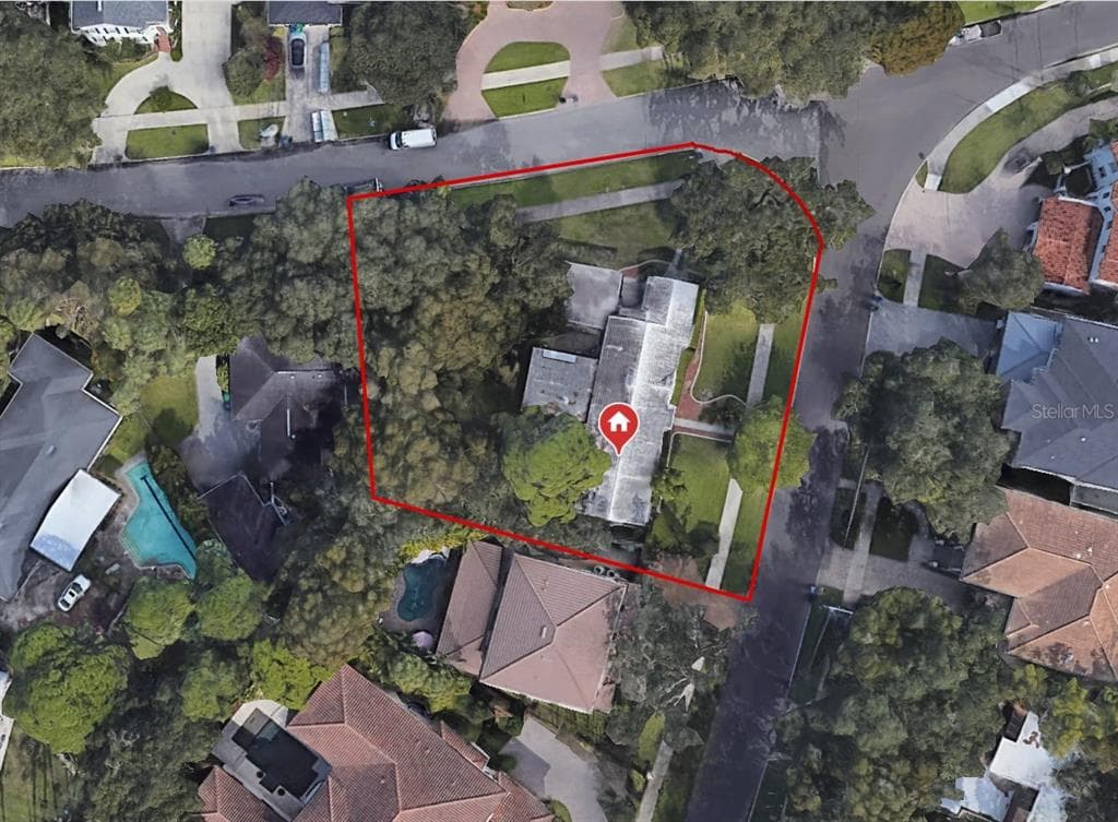 5005 S THE RIVIERA STREET TAMPA, FL 33609