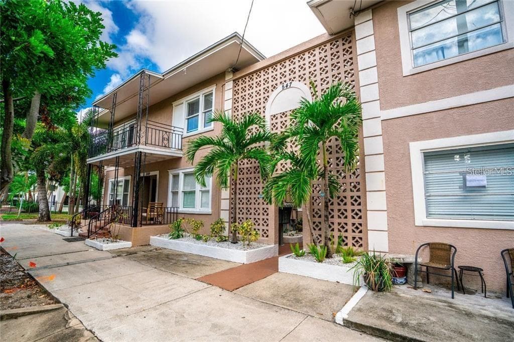 541 2ND STREET N ST PETERSBURG, FL 33701