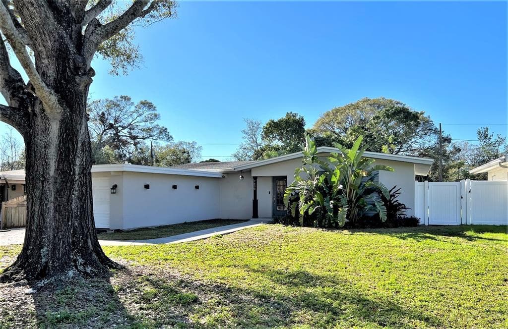 7830 46TH WAY N PINELLAS PARK, FL 33781