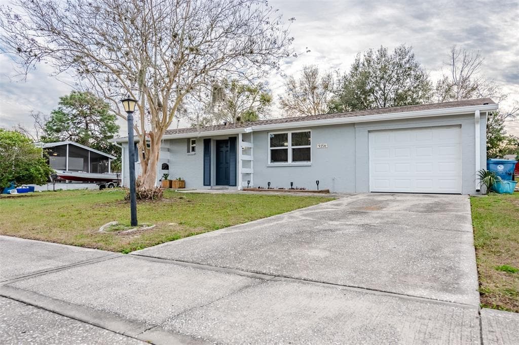 9356 REGATTA STREET SPRING HILL, FL 34608