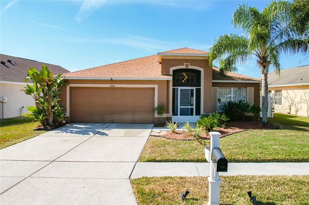 31244 BACLAN DRIVE WESLEY CHAPEL, FL 33545