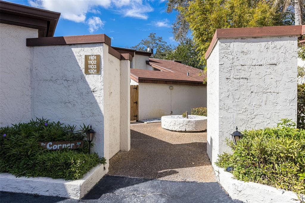 1881 N HERCULES AVENUE UNIT 1102