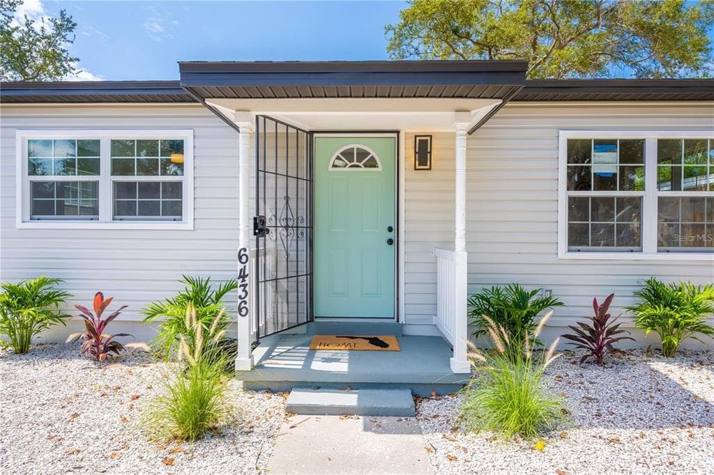 6436 2ND AVENUE S ST PETERSBURG, FL 33707