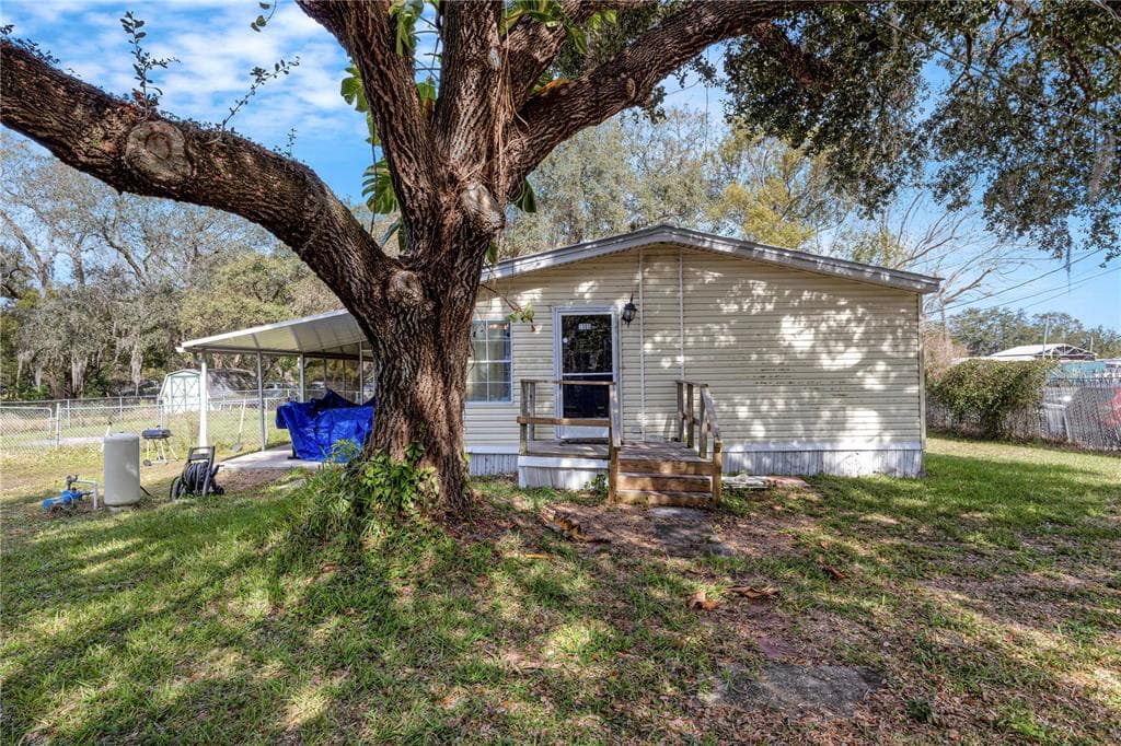 1305 RITTER ROAD LAKELAND, FL 33810