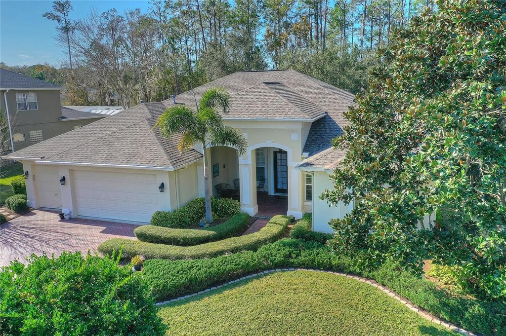 2733 LAKE VALLEY PLACE