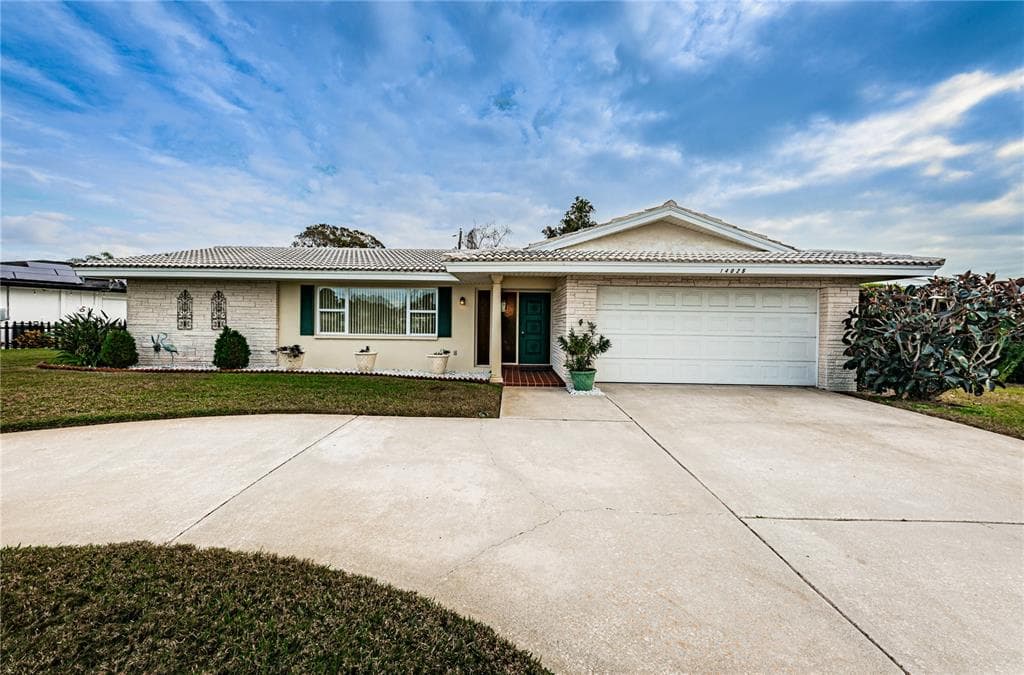 14025 LOOKOUT WAY SEMINOLE, FL 33776