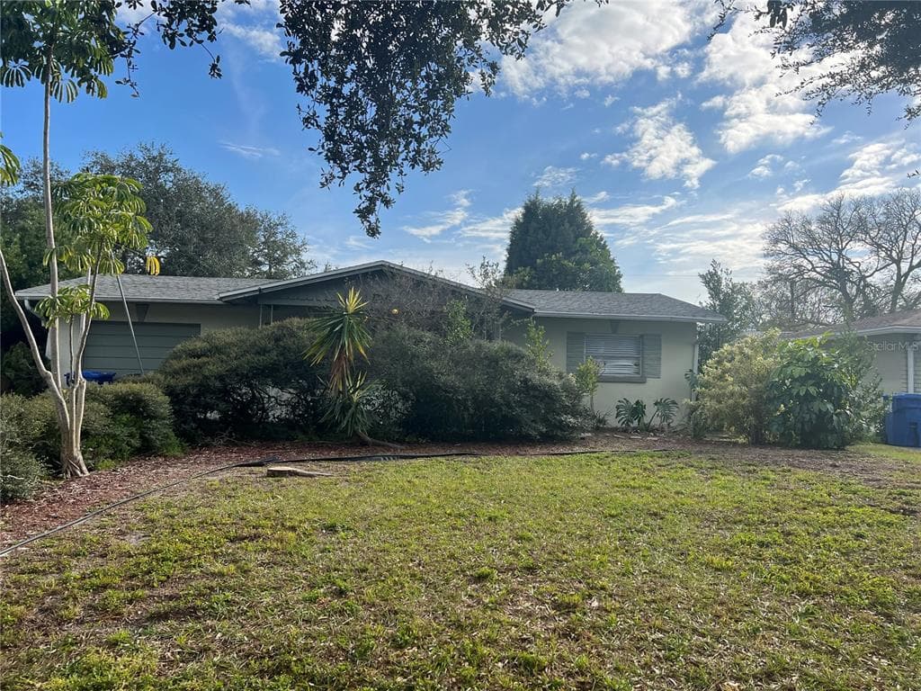 7300 N 37TH AVENUE N ST PETERSBURG, FL 33710