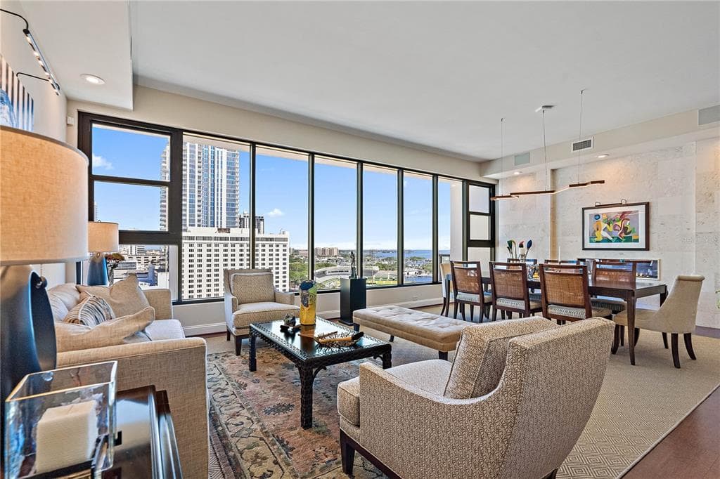 199 DALI BOULEVARD UNIT PH4 ST PETERSBURG, FL 33701