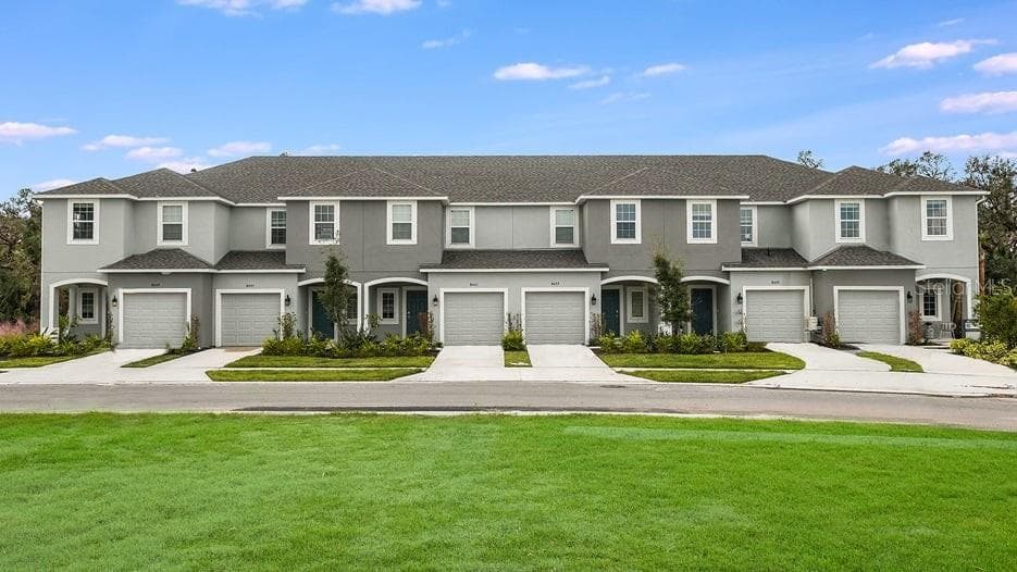 8617 LUNAR SKYE STREET SARASOTA, FL 34241