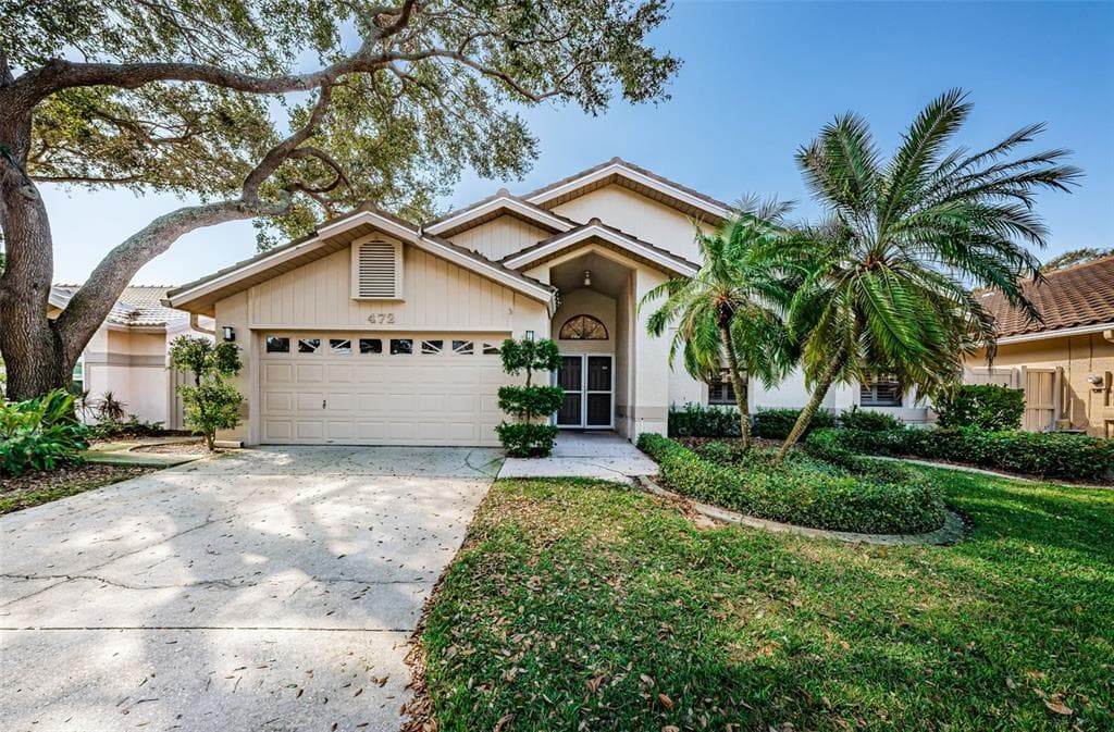 472 AVILA CIRCLE NE ST PETERSBURG, FL 33703
