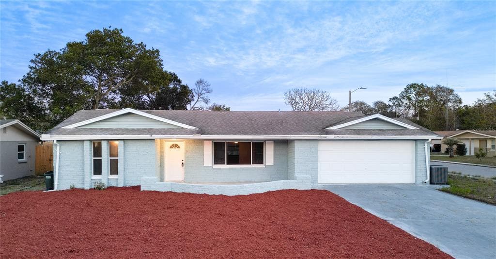 10734 PICCADILLY ROAD PORT RICHEY, FL 34668