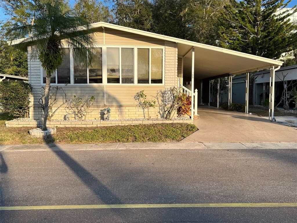 29250 US HIGHWAY 19 N UNIT 555 CLEARWATER, FL 33761
