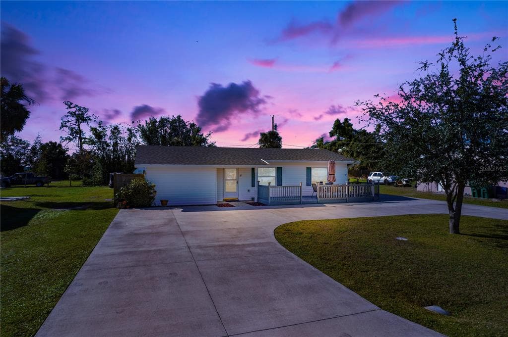 189 NORFOLK AVENUE NW PORT CHARLOTTE, FL 33952