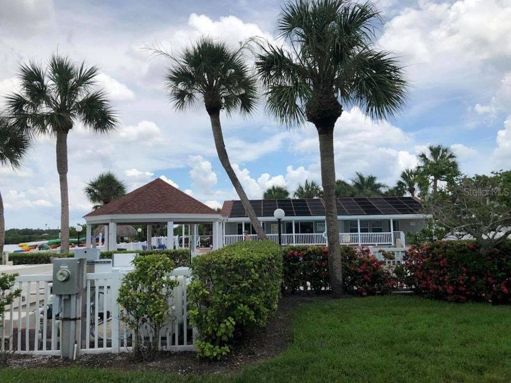 3675 41ST WAY S UNIT K ST PETERSBURG, FL 33711
