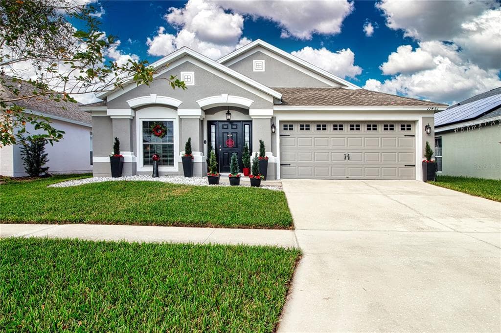 11461 MISTY ISLE LANE RIVERVIEW, FL 33579