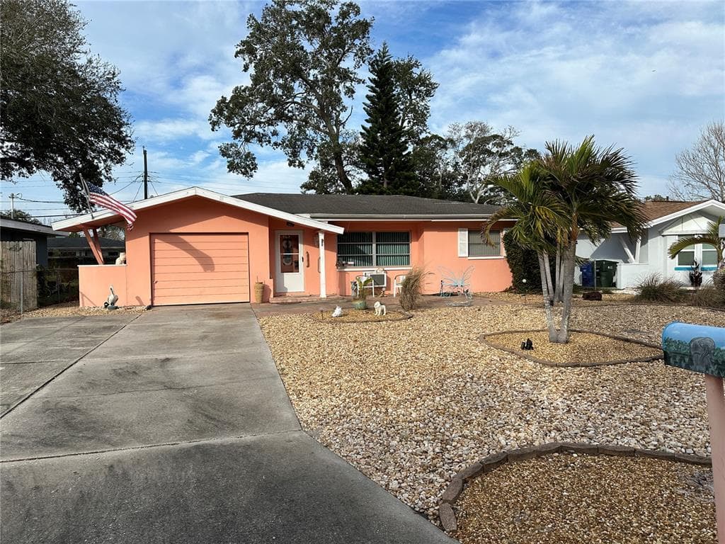 2116 GEORGIANNA STREET LARGO, FL 33774