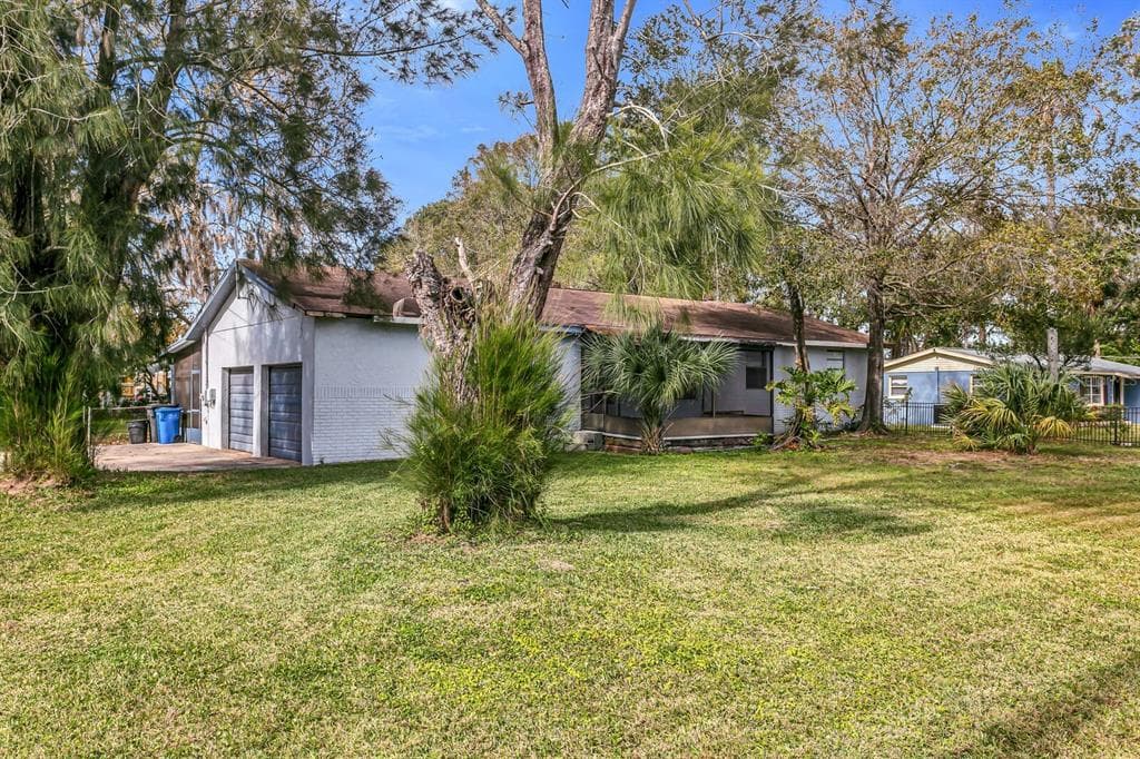 6502 ELLIOT DRIVE TAMPA, FL 33615