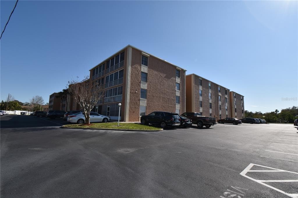 12760 INDIAN ROCKS ROAD UNIT 1066 LARGO, FL 33774