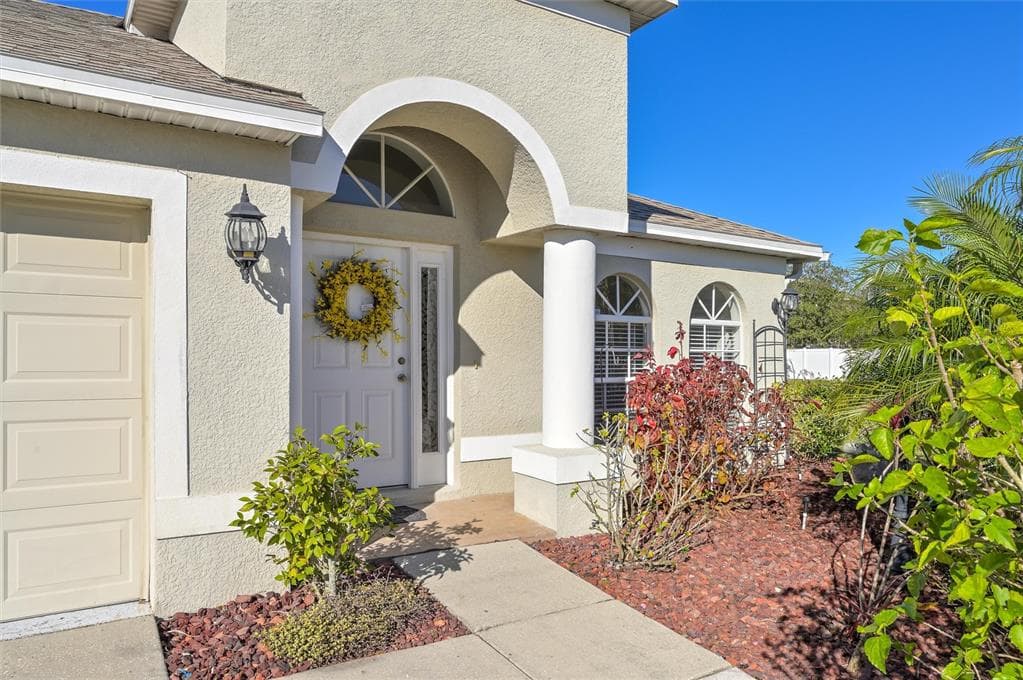 31347 GOLDEN GATE DRIVE WESLEY CHAPEL, FL 33545