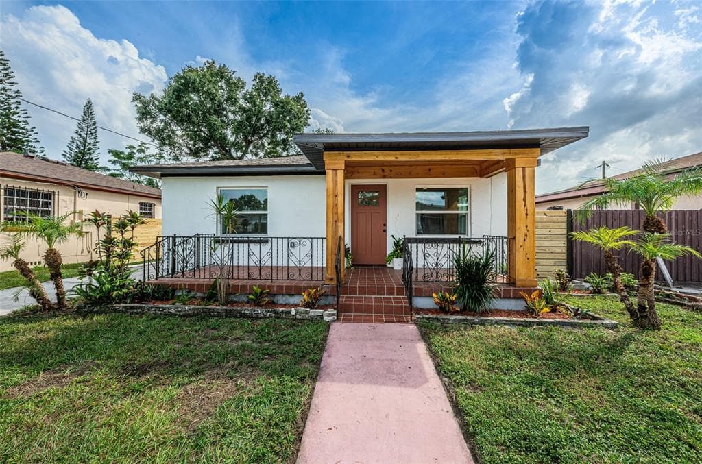 2906 W NASSAU STREET TAMPA, FL 33607