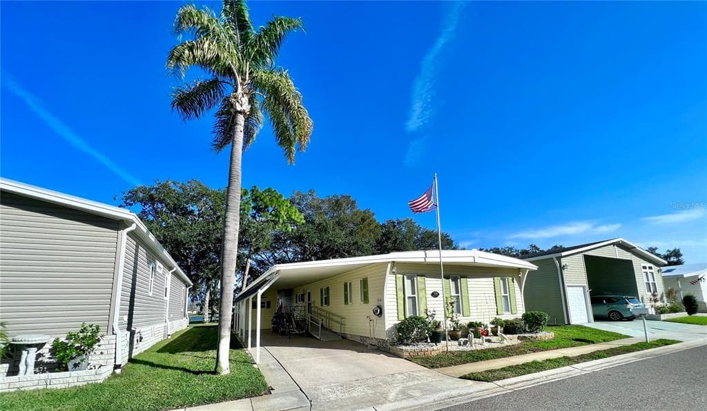 1100 BELCHER ROAD S UNIT 438 LARGO, FL 33771