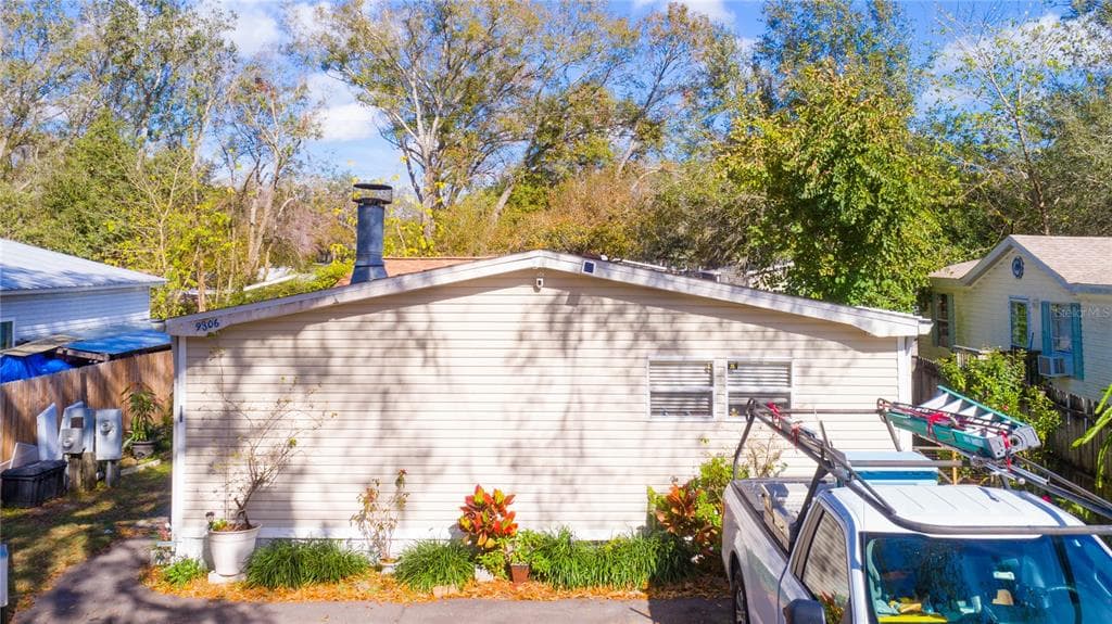9306 ASHLEY OAKS COURT TAMPA, FL 33610