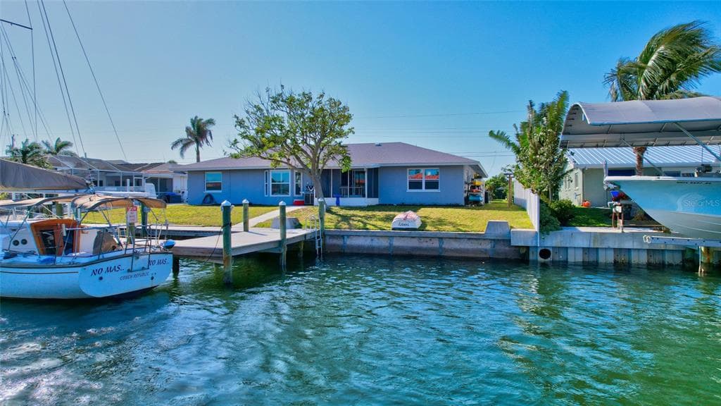 3715 ROYAL PALM DRIVE BRADENTON, FL 34210