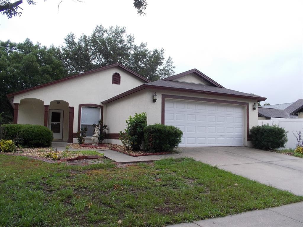 539 BETH ANN STREET VALRICO, FL 33594