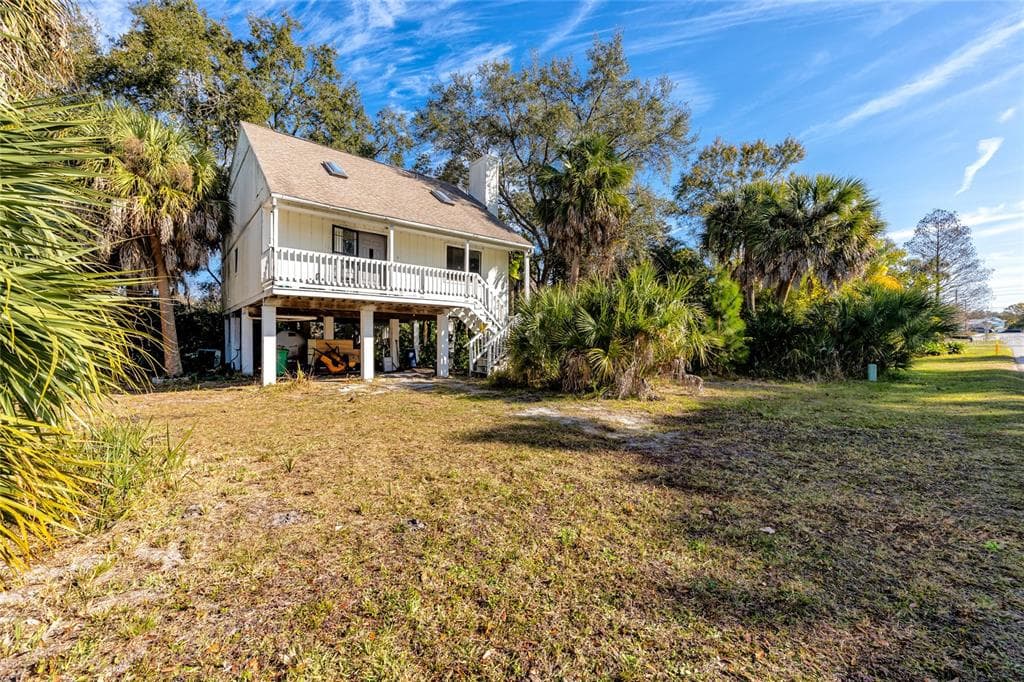174 AVERY AVENUE CRYSTAL BEACH, FL 34681