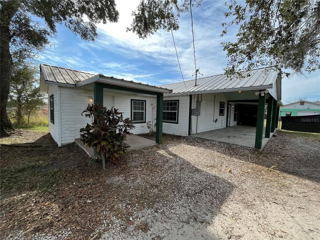 1016 WALKER ROAD LAKELAND, FL 33810