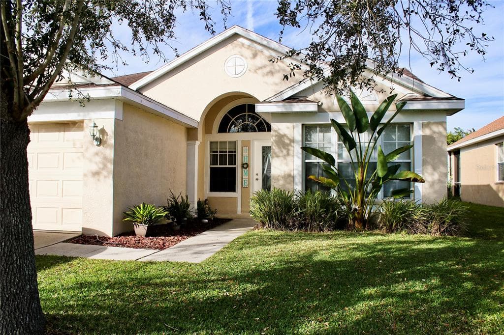 5539 TERRAIN DE GOLF DRIVE