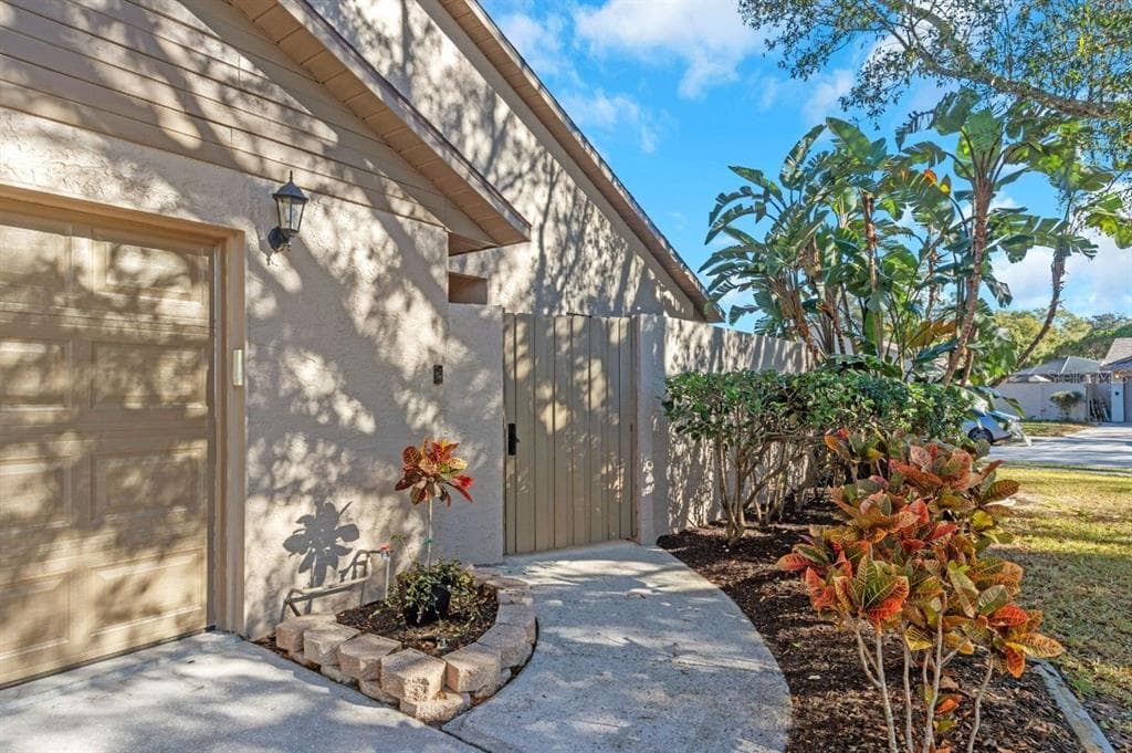 2767 VANESSA LANE PALM HARBOR, FL 34684