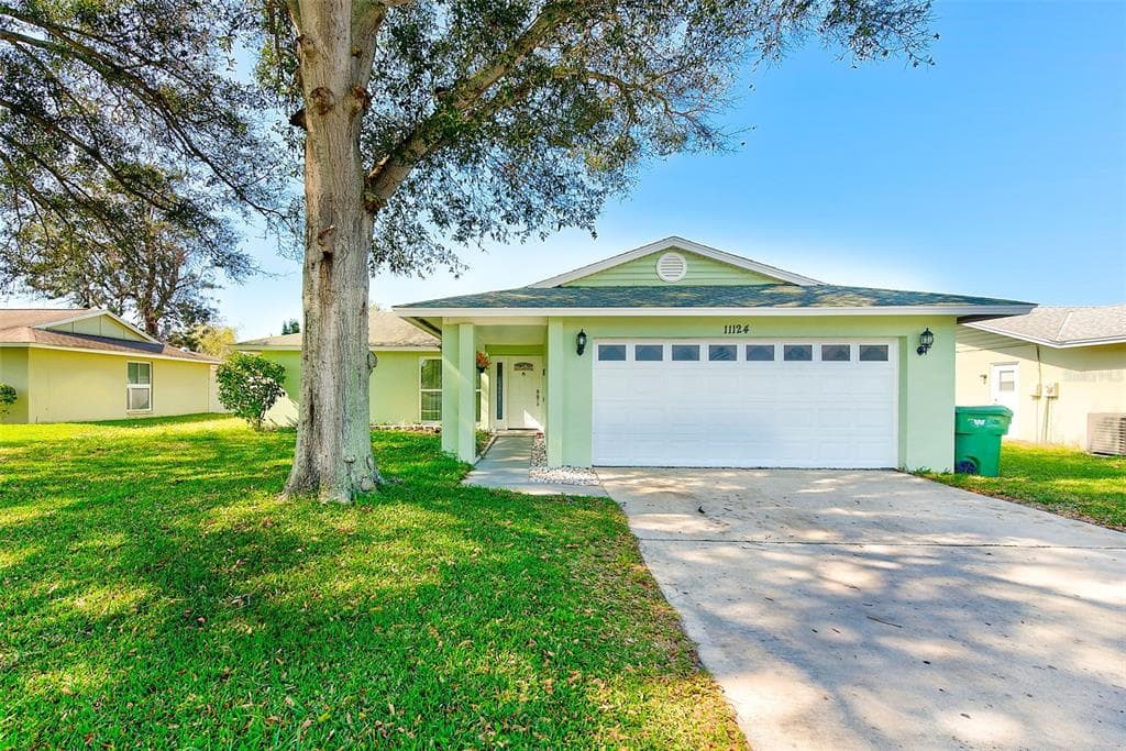 11124 MALAGA DRIVE LARGO, FL 33774
