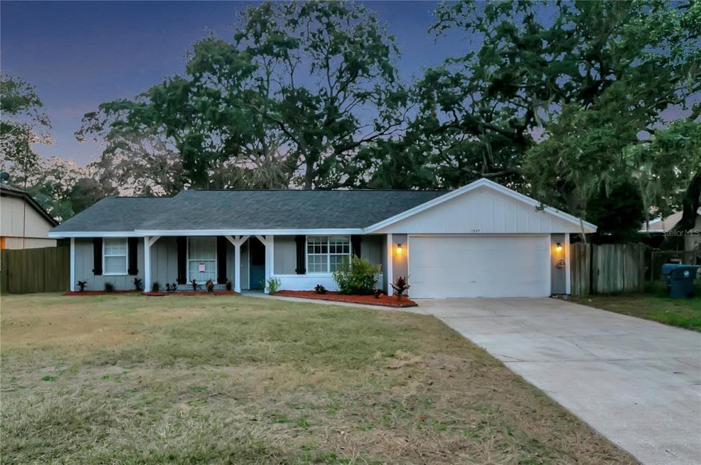 1527 WATERFALL DRIVE SPRING HILL, FL 34608