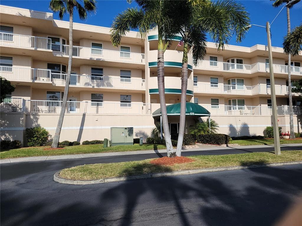 6315 SHORELINE DRIVE UNIT 3302 ST PETERSBURG, FL 33708