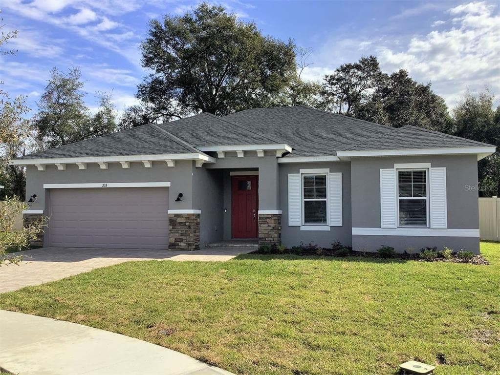 233 MAJESTIC SUNDOWN COURT