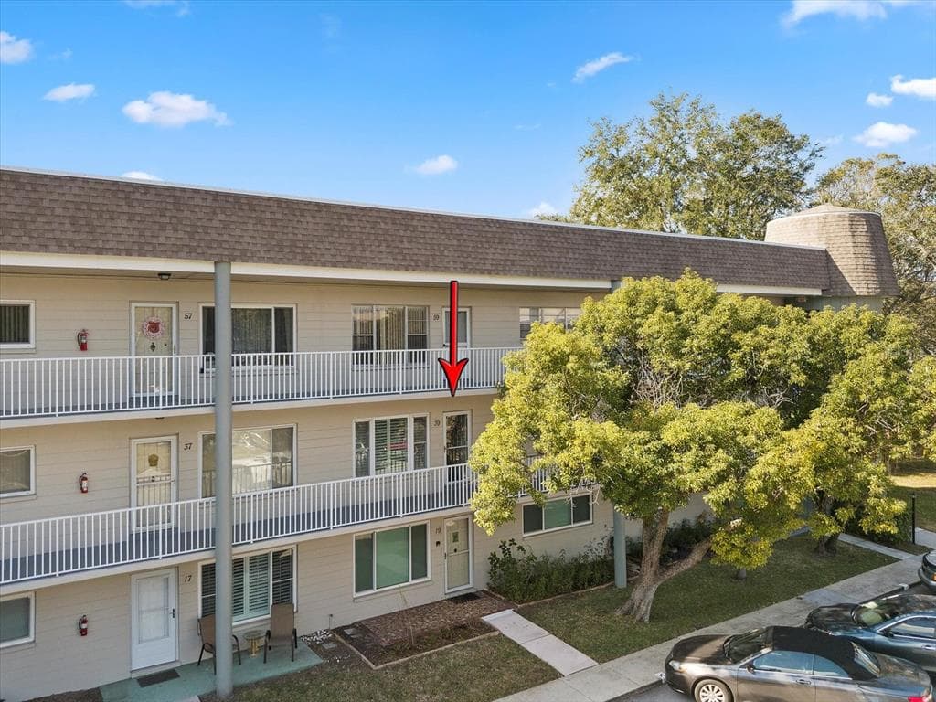 2441 PERSIAN DRIVE UNIT 39 CLEARWATER, FL 33763