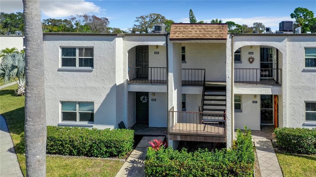 7701 STARKEY ROAD UNIT 626 SEMINOLE, FL 33777