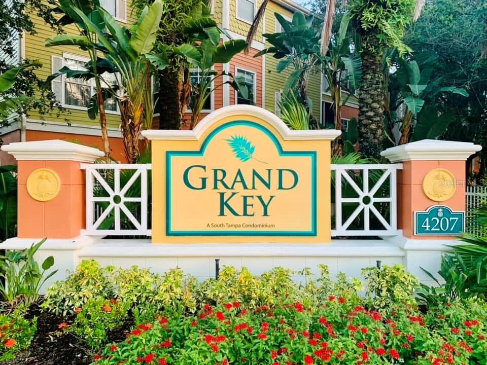4207 S DALE MABRY HIGHWAY UNIT 2306 TAMPA, FL 33611