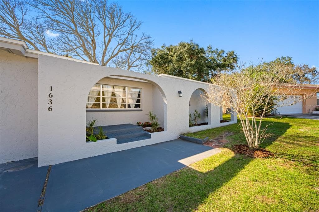 1636 BRAVO DRIVE CLEARWATER, FL 33764